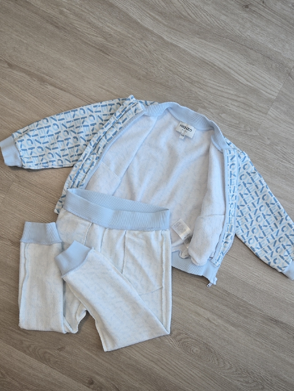 Kenzo Kids Pale Blue Logo-Print Sweatjacket And Joggers Set, Size 4y - Picture 4 of 5